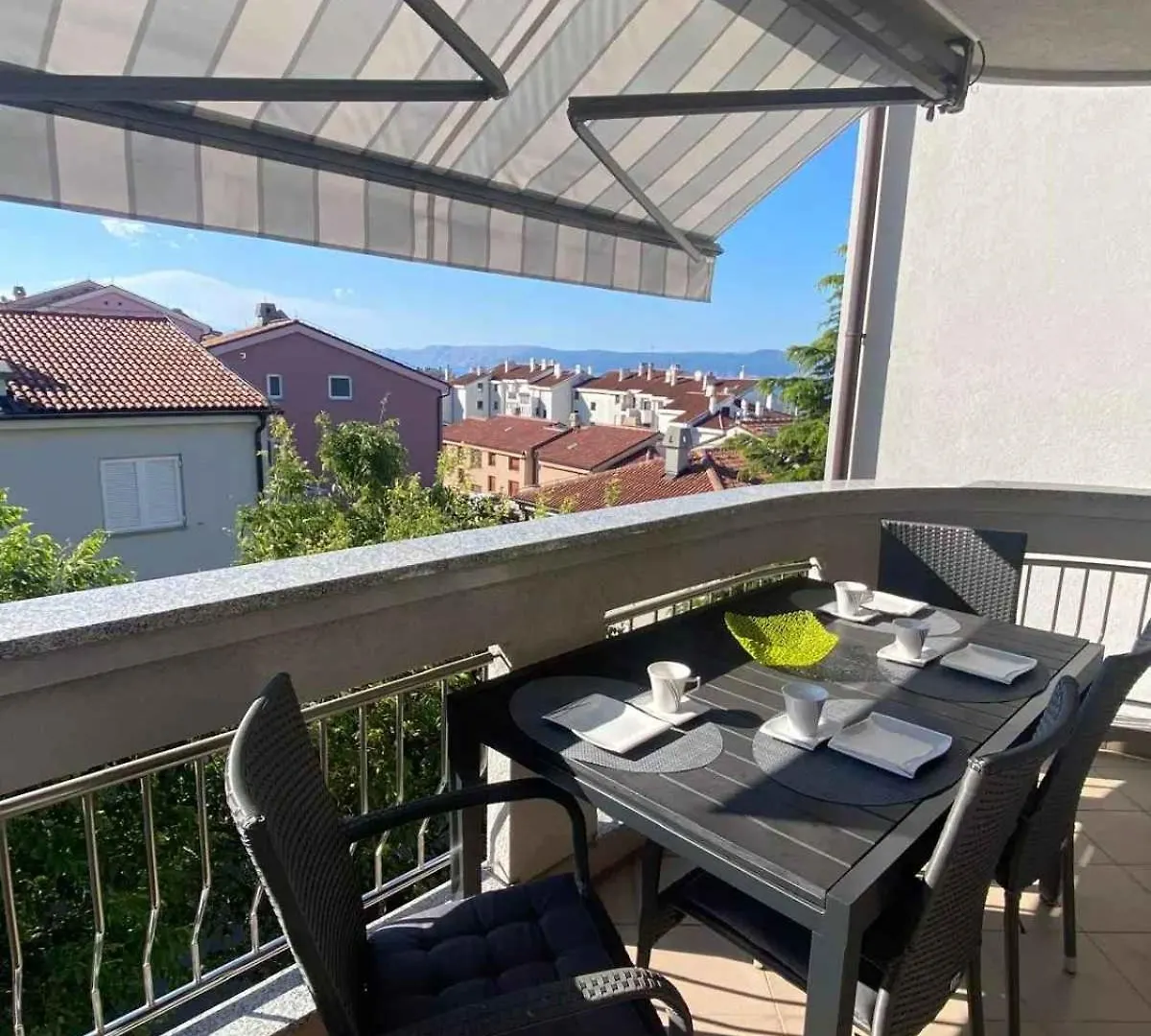 Apartment In Crikvenica 51198