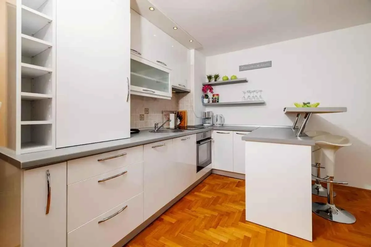 Apartment In Crikvenica 51198